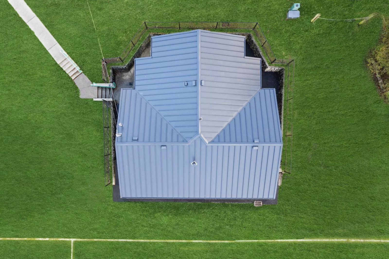 Ray Perrault Fieldhouse — Municipal / Recreation